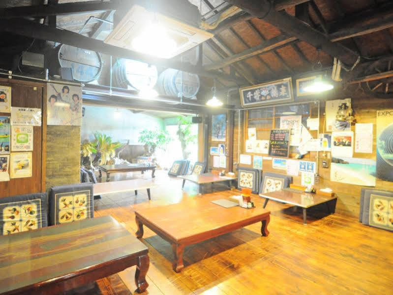 แพนชั่น ซันเซ็ต บีช Hotel นาคิจิน ภายนอก รูปภาพ